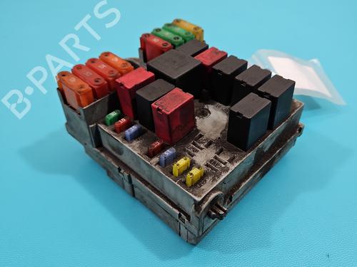 Used Fuse box Fuse box 38144963 38144963