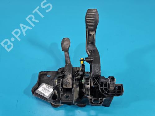 Used Pedal Pedal 39164984 39164984
