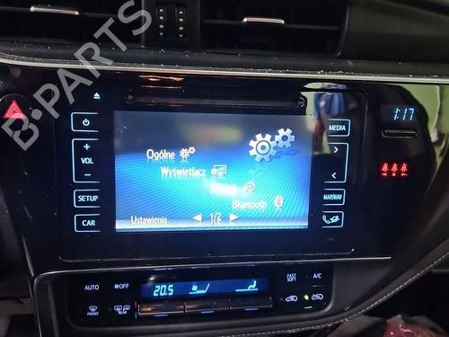 Used Radio Radio TOYOTA AURIS (_E18_) 1.6 (ZRE181_, ZRE185_, ZRE185R, ZRE181R) (132 hp) 40527973 40527973