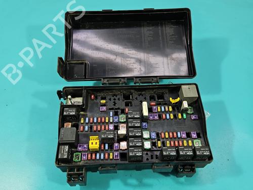 Used Fuse box Fuse box 37851500 37851500