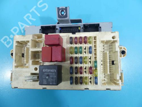 Used Fuse box Fuse box 37803876 37803876