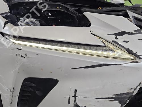 right-daytime-light-lexus-nx-_z1_-2014-37822015 main image
