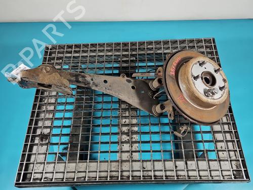 Used Right rear steering knuckle Right rear steering knuckle TOYOTA RAV 4 IV (_A4_) 2.0 4WD (ZSA44_) (151 hp) 40189236 40189236