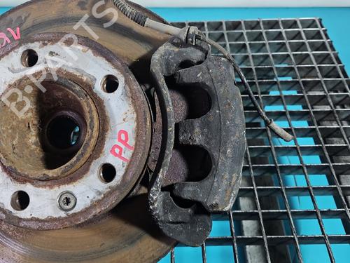Used Right front brake caliper Right front brake caliper RENAULT MASTER II Van (FD) 2.5 dCi 100 (FD0U, FD0V, FD3U, FD3V, FD8U, FD8V) (99 hp) 40008532 40008532