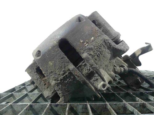 Used Right front brake caliper Right front brake caliper 37879877 37879877