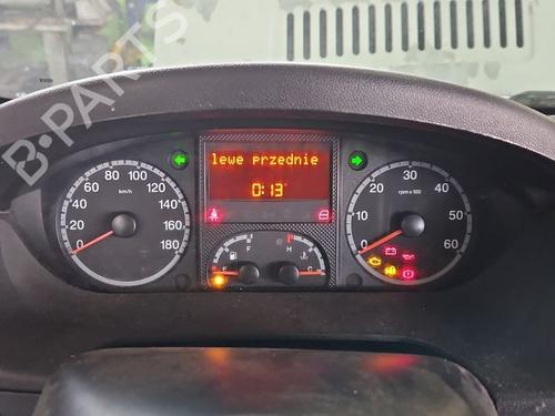 Used Instrument cluster Instrument cluster CITROËN JUMPER II Van 2.2 HDi 130 (130 hp) 40504837 40504837