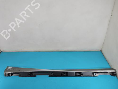 Sideskirt rechts Sideskirt rechts 38142744 38142744