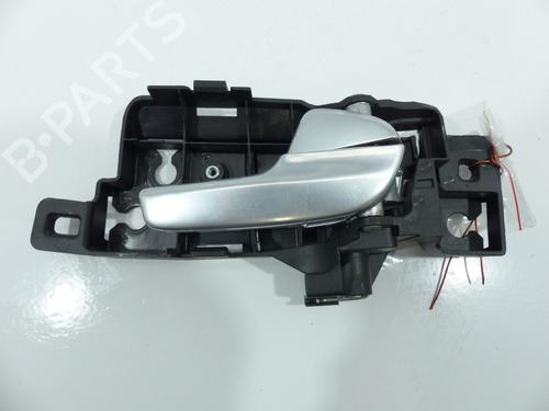 Used Front right interior door handle Front right interior door handle 38152992 38152992