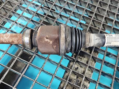 Right front driveshaft PEUGEOT 301 1.6 BlueHDi 100 | BP37848681M39 - Image 3