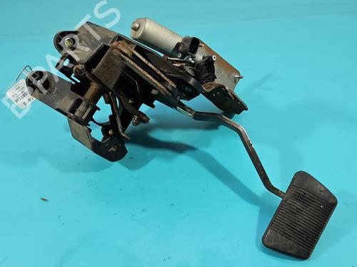 Used Pedal Pedal 38128945 38128945