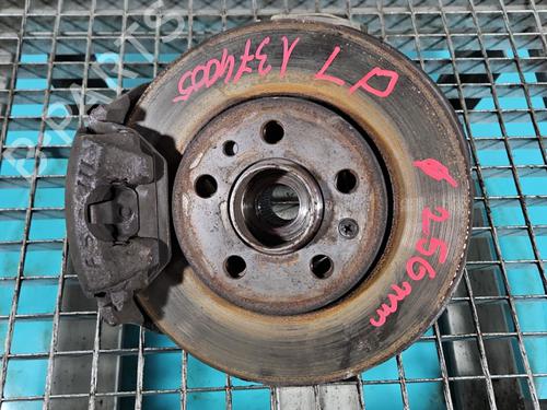 Used Left front steering knuckle Left front steering knuckle VW FOX Hatchback (5Z1, 5Z3, 5Z4) 1.2 (55 hp) 38117862 38117862