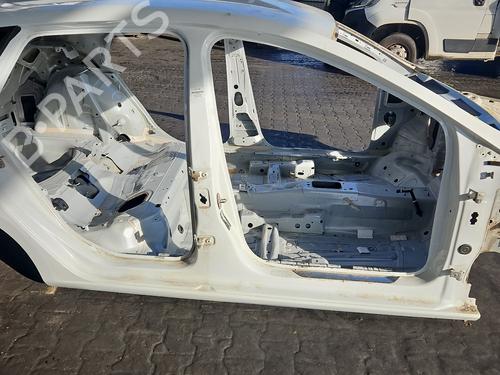 Used Right sideskirt Right sideskirt 38145988 38145988
