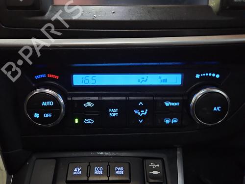 climate-control-toyota-auris-_e18_-2012-2013-2014-2015-2016-2017-2018-2019-37829337 main image