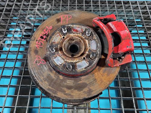 Used Right front steering knuckle Right front steering knuckle 37843335 37843335