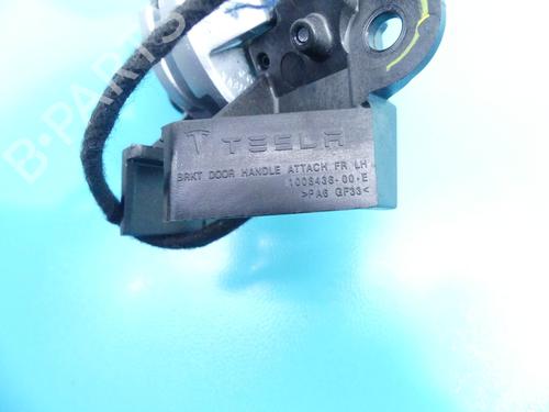Front left interior door handle TESLA MODEL S (5YJS) 70D AWD | BP37879916I13 - Image 5