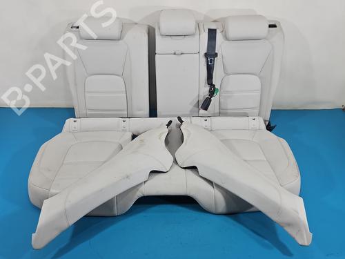 rear-seat-jaguar-f-pace-x761-2015-37843536 main image