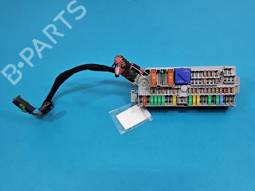 Fuse box BMW 5 Touring (G31) 520 d | BP37852251E1 - Image 2