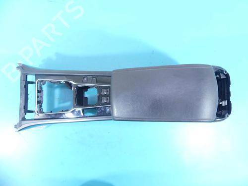Used Armrest / Center console Armrest / Center console 37809124 37809124