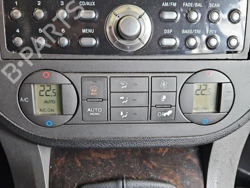 Used Climate control Climate control FORD FOCUS C-MAX (DM2) [2003-2007] 37811737 37811737