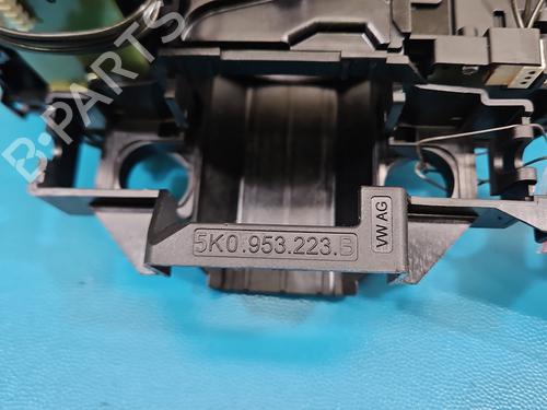 Steering column stalk AUDI A3 Limousine (8VS, 8VM) 1.8 TFSI | BP37849090I23 - Image 9