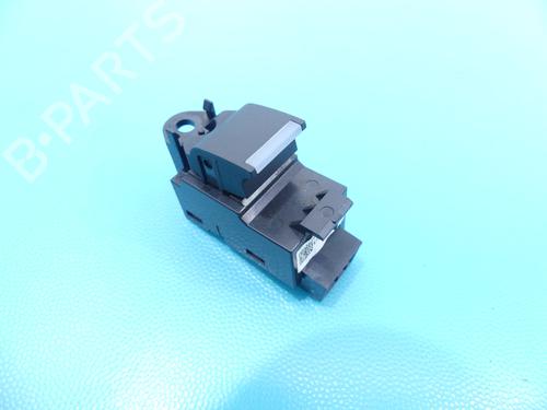 switch-land-rover-discovery-sport-l550-2014-37878533 main image