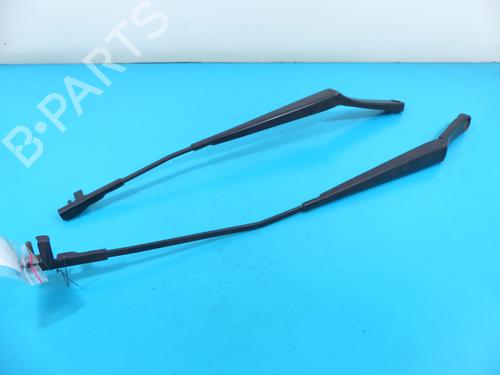 Used Front windshield wiper arm Front windshield wiper arm 37804638 37804638