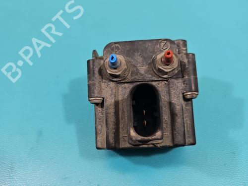 Ignition distributor BMW 5 Touring (E61) 525 i | BP38135004M68 - Image 2