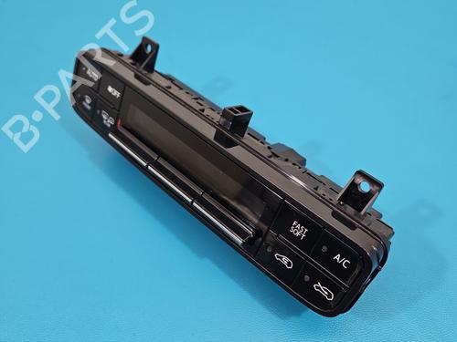 climate-control-toyota-auris-_e18_-2012-2013-2014-2015-2016-2017-2018-2019-37823964 main image