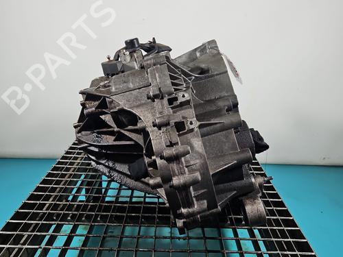 Gearbox VOLVO V40 Hatchback (525) D4 | BP38138792M3  - Image 5