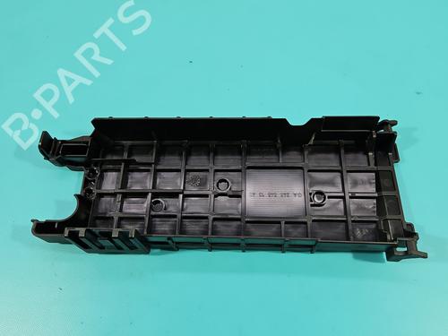 Fuse box INFINITI Q30 | BP38135226E1 - Image 11