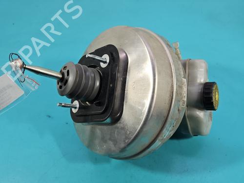 Used Servo brake Servo brake BMW 5 (G30, F90) 520 d xDrive (190 hp) 37828748 37828748