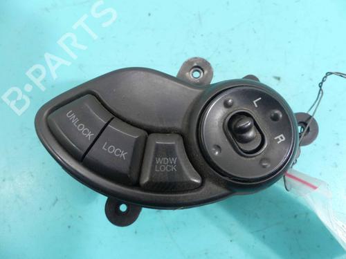 switch-hyundai-santa-fe-i-sm-2000-2001-2002-2003-2004-2005-2006-37887056 main image