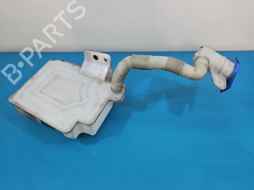 Used Windscreen washer tank Windscreen washer tank VW TOURAN (1T1, 1T2) 1.9 TDI (100 hp) 40043119 40043119