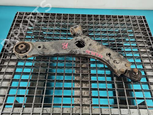 Used Right front suspension arm Right front suspension arm 37826838 37826838