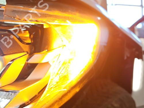 Left headlight BMW 3 (G20, G80, G28) 320 i | BP38140307C28 - Image 3