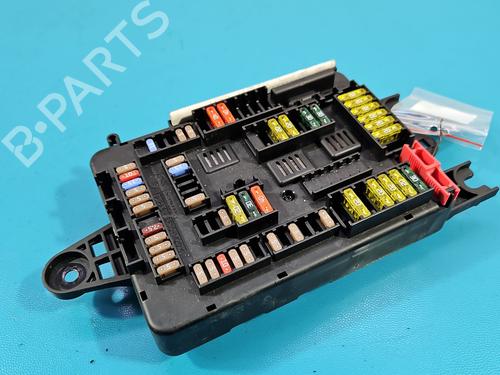 fuse-box-bmw-1-f20-2011-2012-2013-2014-2015-2016-2017-2018-2019-38000387 main image