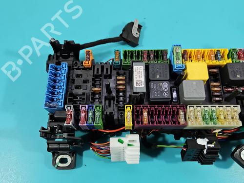 Fuse box INFINITI Q30 | BP38135226E1 - Image 5