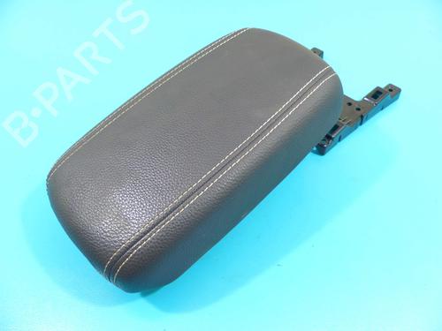 armrest-center-console-kia-stonic-yb-2017-37884748 main image