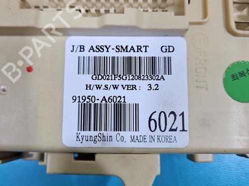 Fuse box HYUNDAI i30 (GD) 1.4 | BP37821021E1 - Image 3