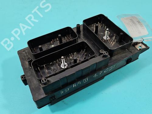 Fuse box OPEL ASTRA H GTC (A04) | BP38144185E1 - Image 6
