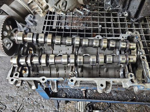 Used Cylinder head Cylinder head FIAT FREEMONT (345_) [2011-2026] 37828802 37828802