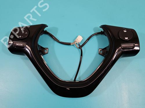 Steering wheel controls TOYOTA AYGO (_B4_) 1.0 (KGB40) | BP38136883E15 - Image 2