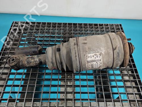 Used Right rear shock absorber Right rear shock absorber 37831576 37831576