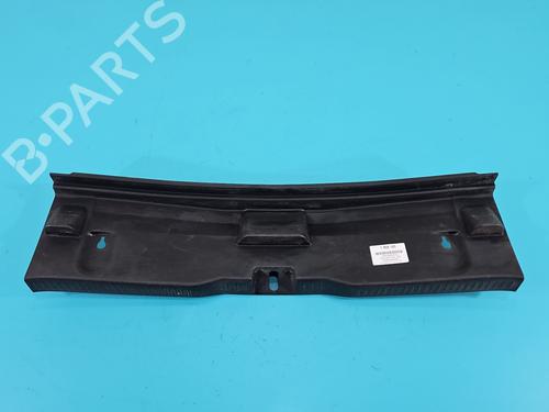 other-toyota-auris-_e18_-2012-2013-2014-2015-2016-2017-2018-2019-37816717 main image