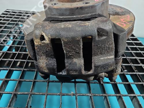 Used Right front brake caliper Right front brake caliper 37823588 37823588
