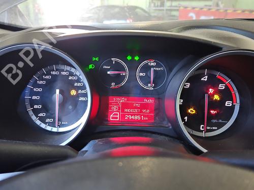 instrument-cluster-alfa-romeo-giulietta-940_-2010-2011-2012-2013-2014-2015-2016-2017-2018-2019-2020-37838816 main image