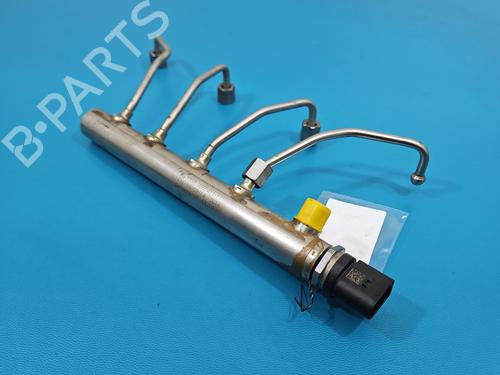 Used Injection rail Injection rail BMW X3 (F25) xDrive 28 i (245 hp) 40071576 40071576