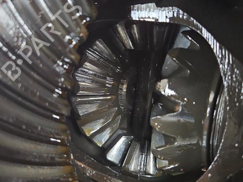 Rear differential BMW 5 (E39) 520 i | BP37825379M24 - Image 3