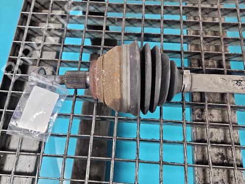 Left front driveshaft SKODA SUPERB IV Estate (NZ5) 2.0 TDI | BP37836094M38 - Image 2