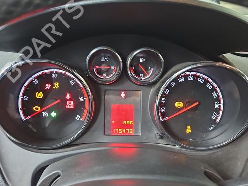 Used Instrument cluster Instrument cluster 38264777 38264777